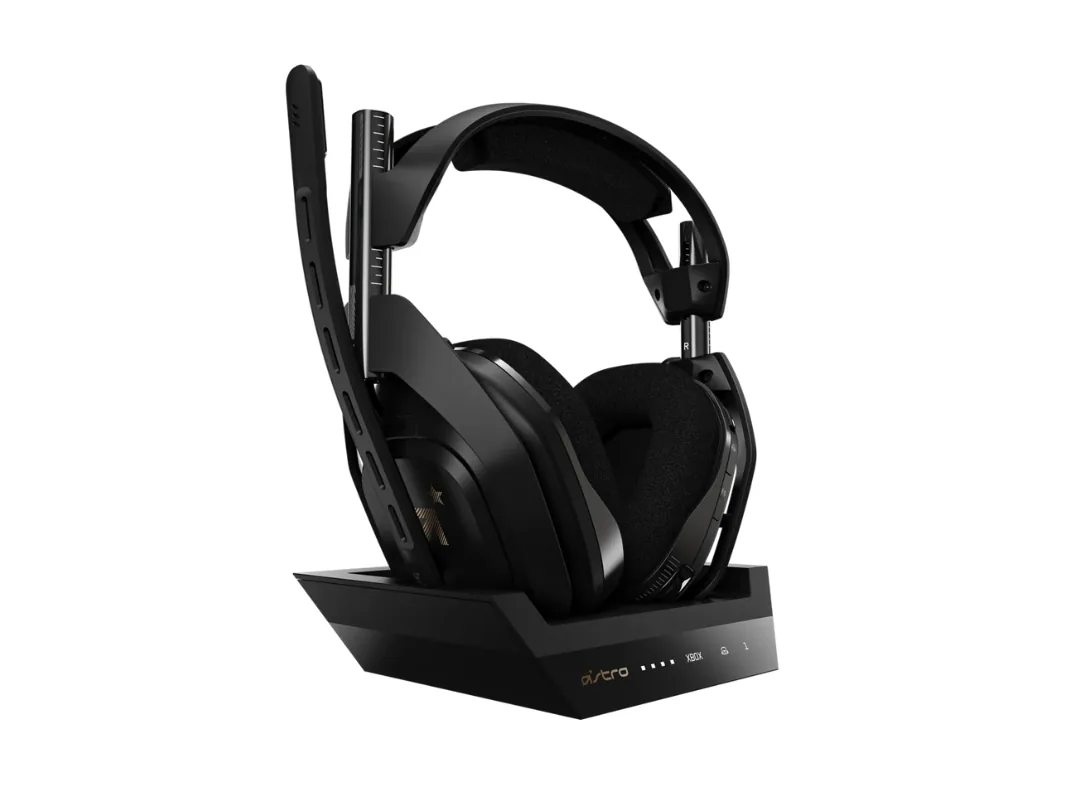 Astro A50 Wireless Gaming Headset + Base Station – Gen 4 | ASTRO Audio V2 · Dolby 7.1 · 15 hr Battery · MixAmp Dock - PS4, PS5, PC & Mac - 939-001676