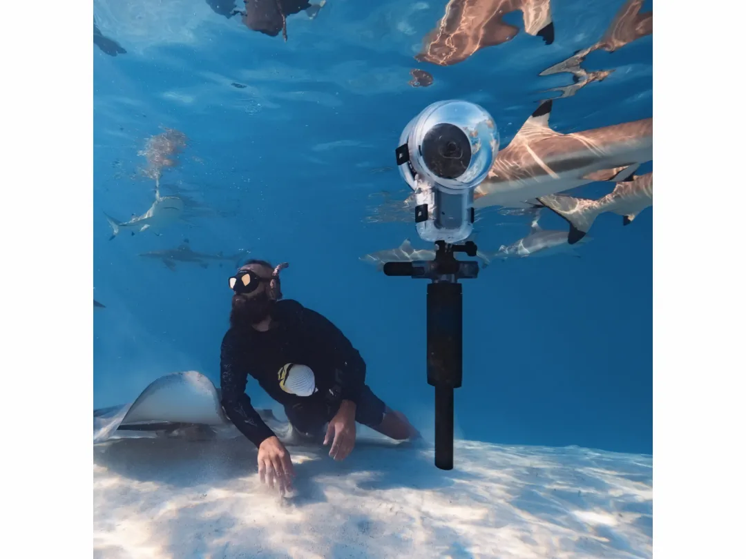 Insta360 Dive Buddy - for Handsfree underwater 360 filming - Compatible with X4 Air, X5, X4, X3
