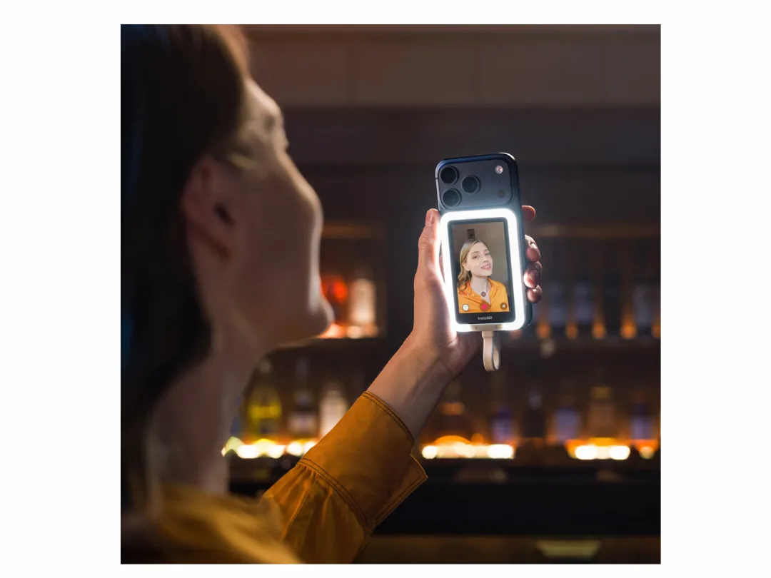 Insta360 Snap Selfie Screen with Light for Smartphones - 3.5-inch Touchscreen, Real time Preview for your rear camera shots, Built in USB C Cable- Works with iPhone 15 and later, USB-C Android devices