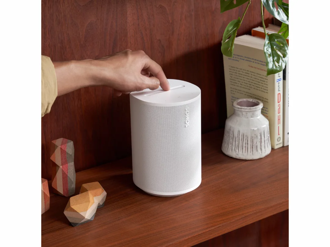 Sonos Era 100 Smart Bluetooth Speaker | Wi-Fi & Bluetooth Connectivity | Alexa & Sonos Voice Control | Trueplay Room Tuning | E10G1UK1R2 - White